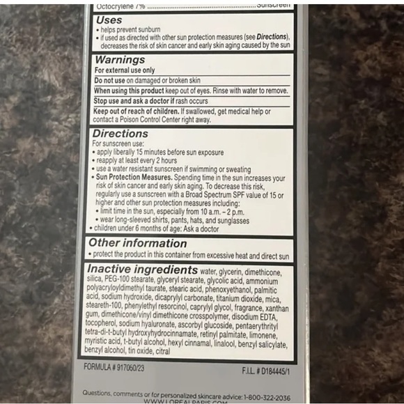 L'Oréal Paris Revitalift Bright Reveal Anti-Aging Day Cream w/ SPF 30 - Picture 3 of 4